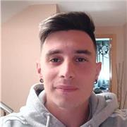 Para niños de entre 6 y 12 años que necesiten alguien a los que preguntarle dudas. De todas las asignaturas